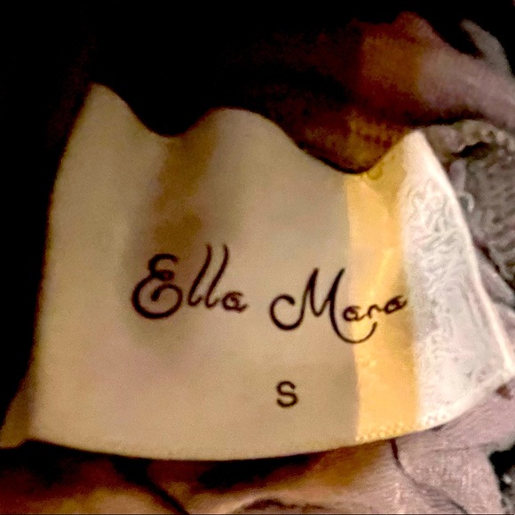 Long Sleeve Turtle Neck Size Small - Picture 3 of 3